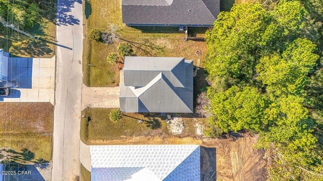 Building Photo - 61 Madie Ln