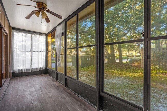 Building Photo - 411 Sheoah Blvd