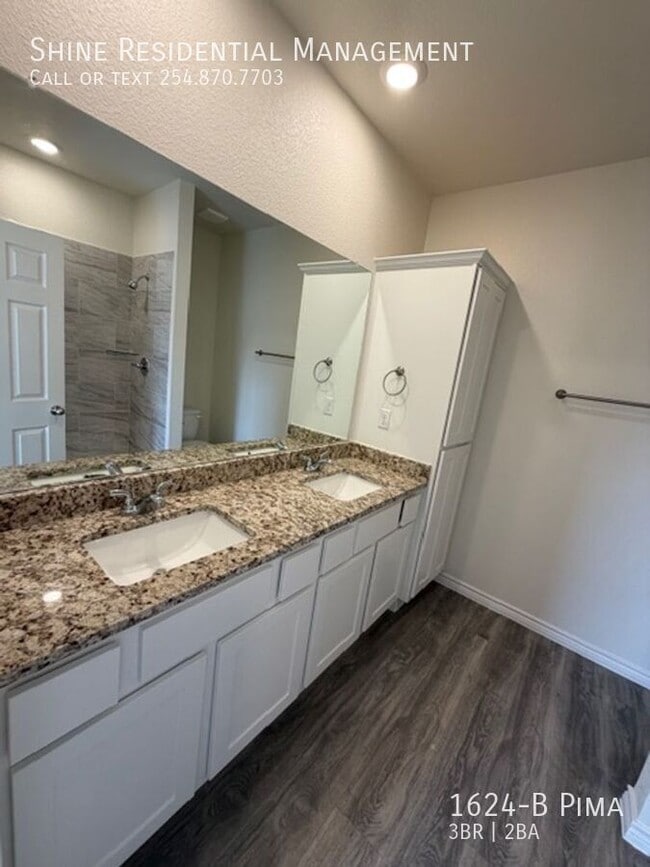 Building Photo - 1624-B Pima-