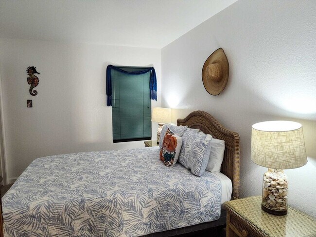 Building Photo - 5516 Gulf Blvd