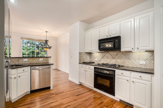 Building Photo - 1641 Emory Pl Dr NE