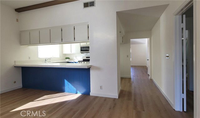 Building Photo - 2440 W 234th St