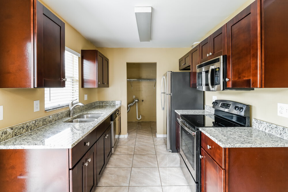 Building Photo - 13823 Pathfinder Dr