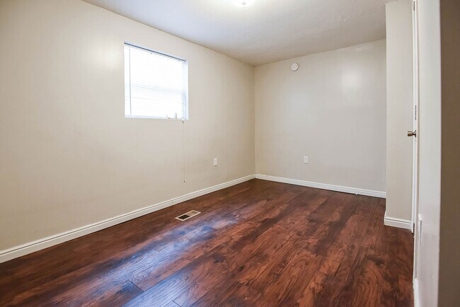 Building Photo - 951 Washington St