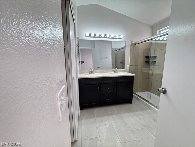 Building Photo - 9180 Sparklewood Ct