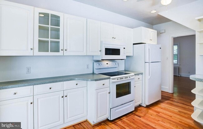 Building Photo - 4633 Asbury Pl NW