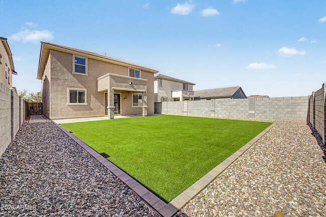 Building Photo - 17057 W Molly Ln