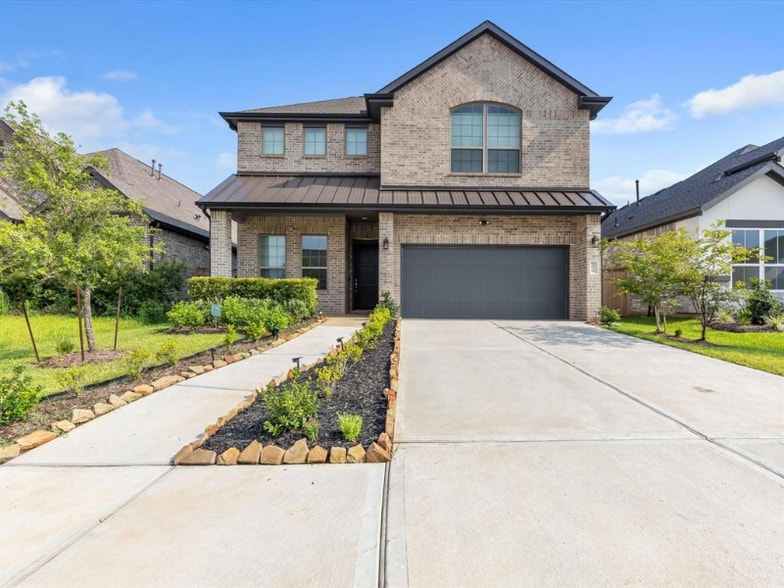 Building Photo - 10718 Hidden Rock Dr