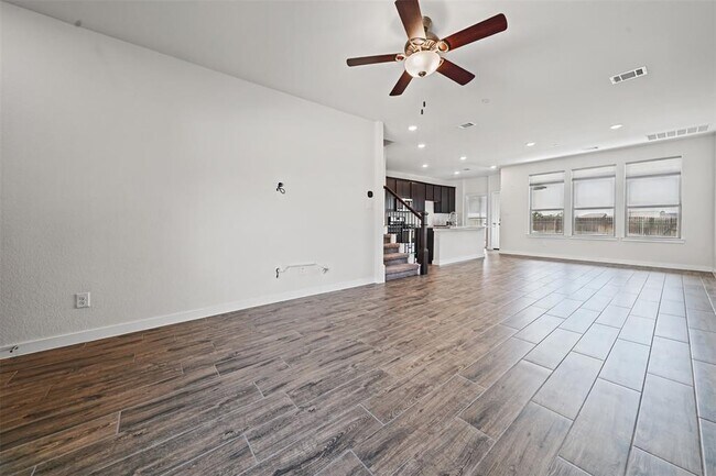 Building Photo - 2500 Forest Creek Dr