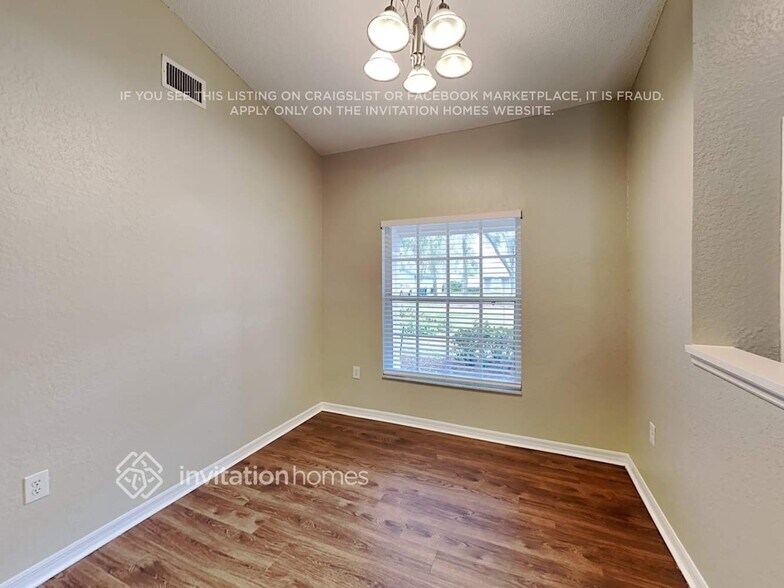 Building Photo - 3424 Diamond Terrace