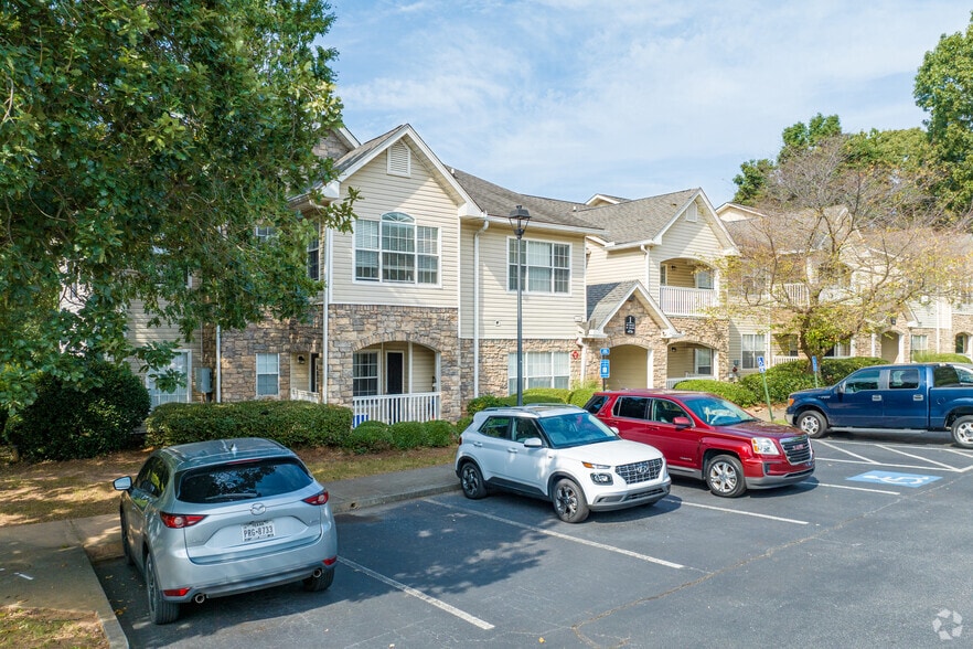 Building Photo - Welcome to Walden Ridge Apartments!
