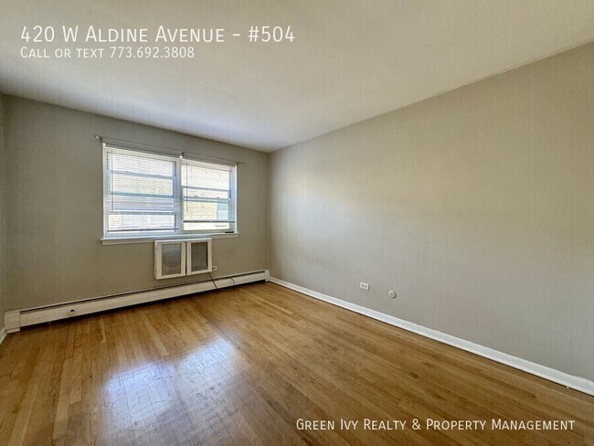 Building Photo - 420 W Aldine Ave