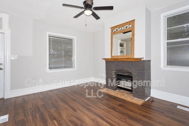 Building Photo - 3006 Brooklyn Ave