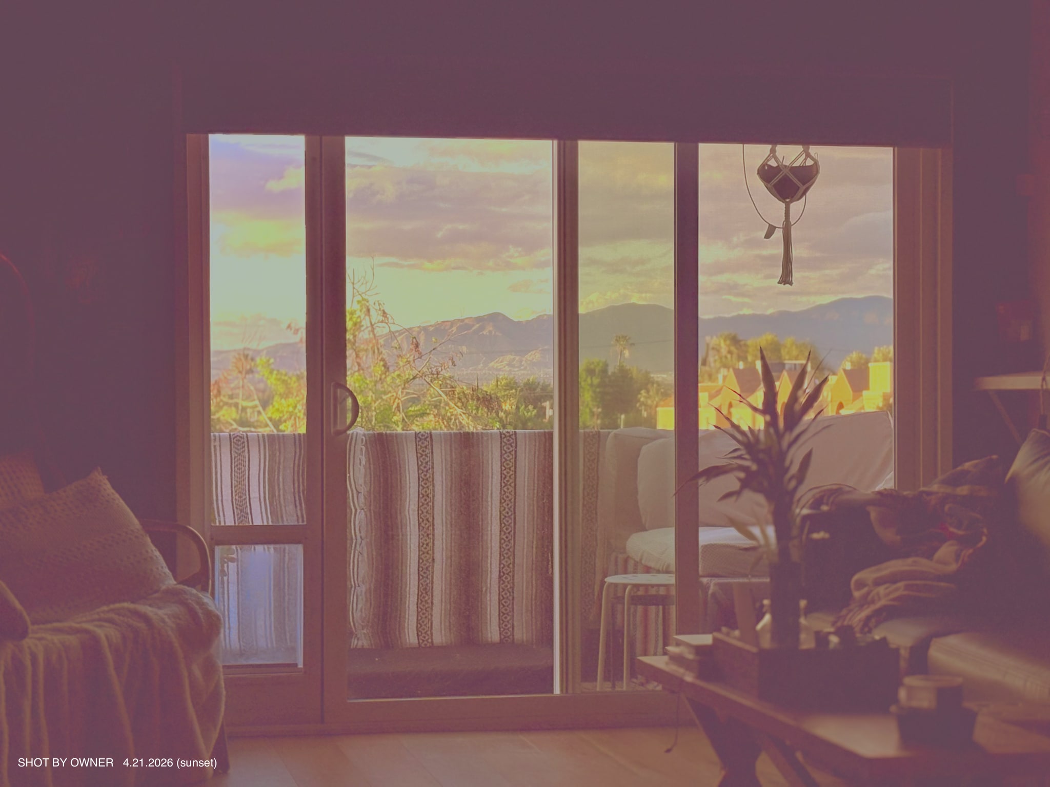 Building Photo - 5460 White Oak Ave