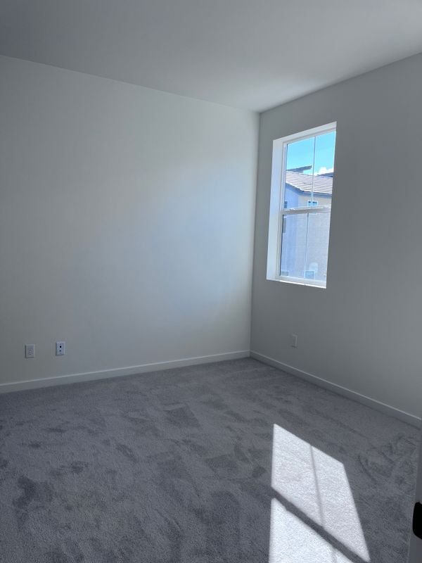 Building Photo - 4077 Pomelo Dr
