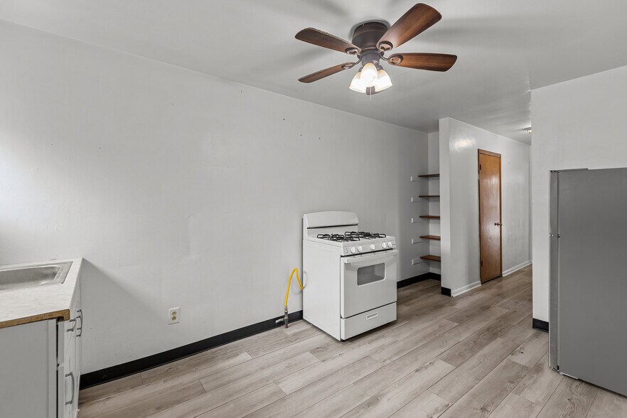 Building Photo - 1088 Milltown Rd