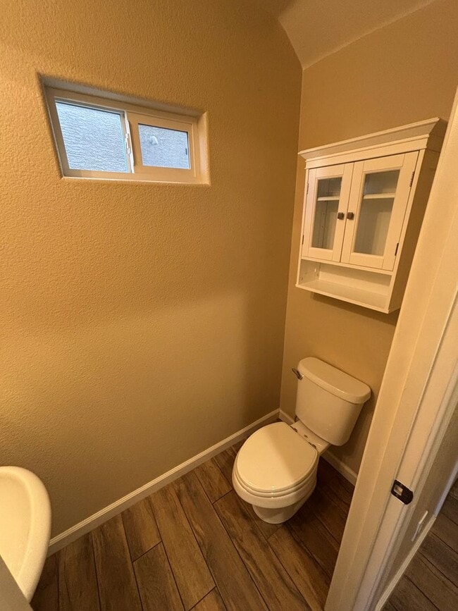 Building Photo - Gorgeous 3Bed/2.5Bath, 2-Story Home located in the SW part of the valley