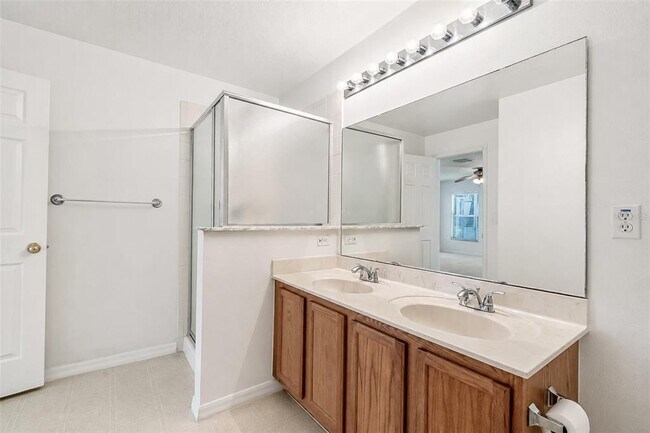 Building Photo - 1503 Blue Horizon Dr