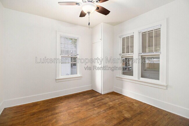 Building Photo - 539 Gayle Ave