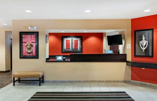 Building Photo - Furnished Studio-Detroit - Dearborn