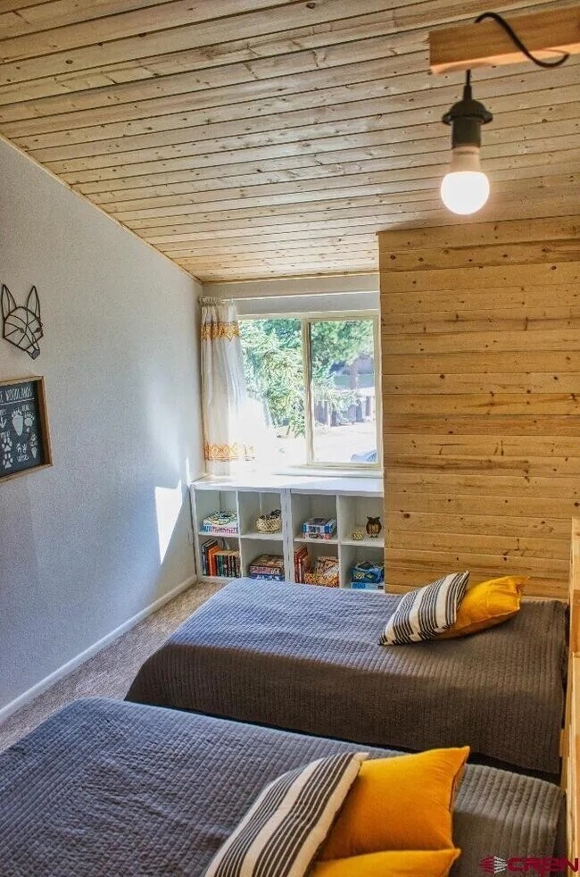 Building Photo - 217 Pinon Causeway