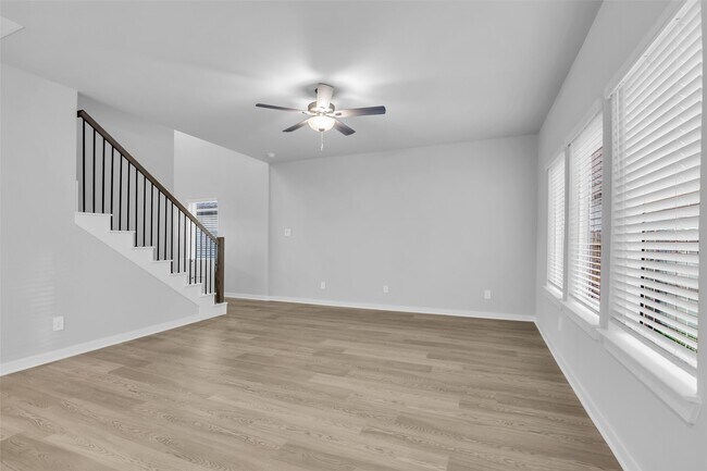 Building Photo - 18720 Presswood Wy Dr