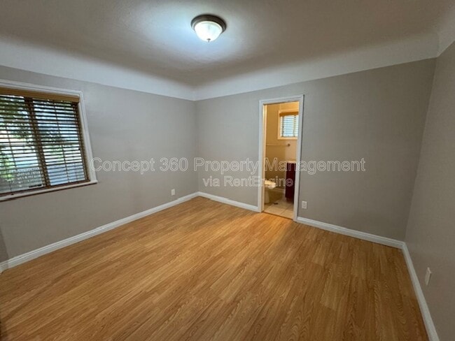 Building Photo - 17024 Crenshaw Blvd