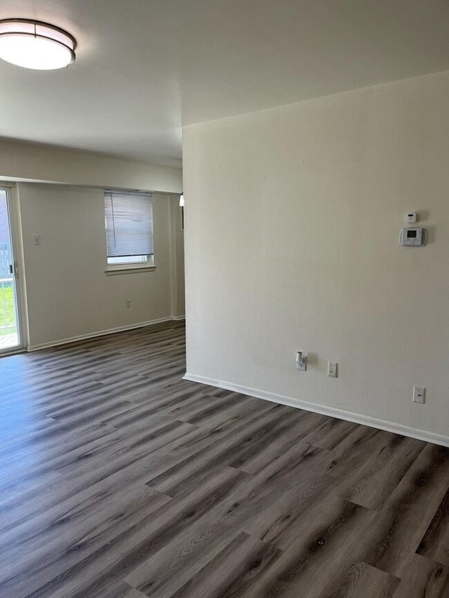 Building Photo - COME SEE THIS UPDATED GWYNEDD CLUB 1BR CONDO AVAIL. IMMEDIATELY!