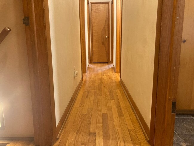 Building Photo - Lease Details for 2025 Start Date ONLY - N...