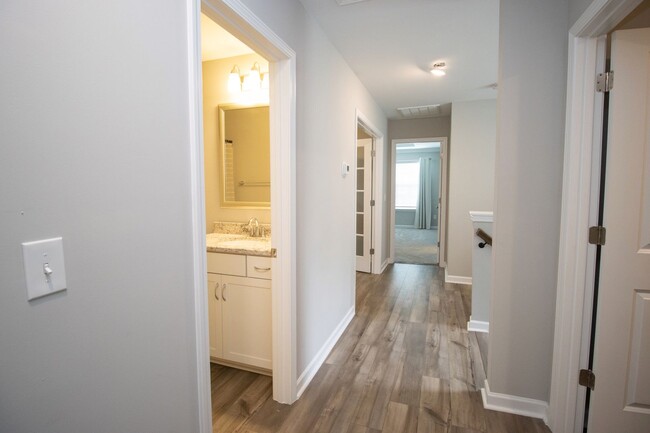 Building Photo - Beautiful 3bed/2 bath home in Ashcroft