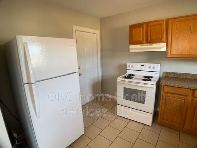 Building Photo - 3815 N Kentucky Ave