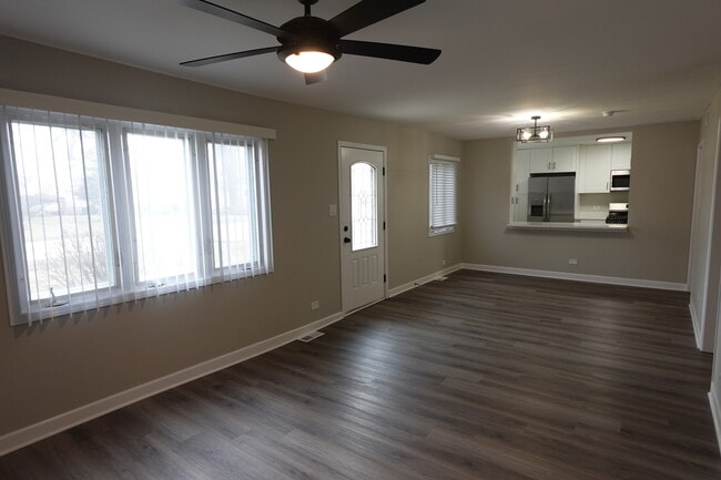 Building Photo - 3118 Martin Ave