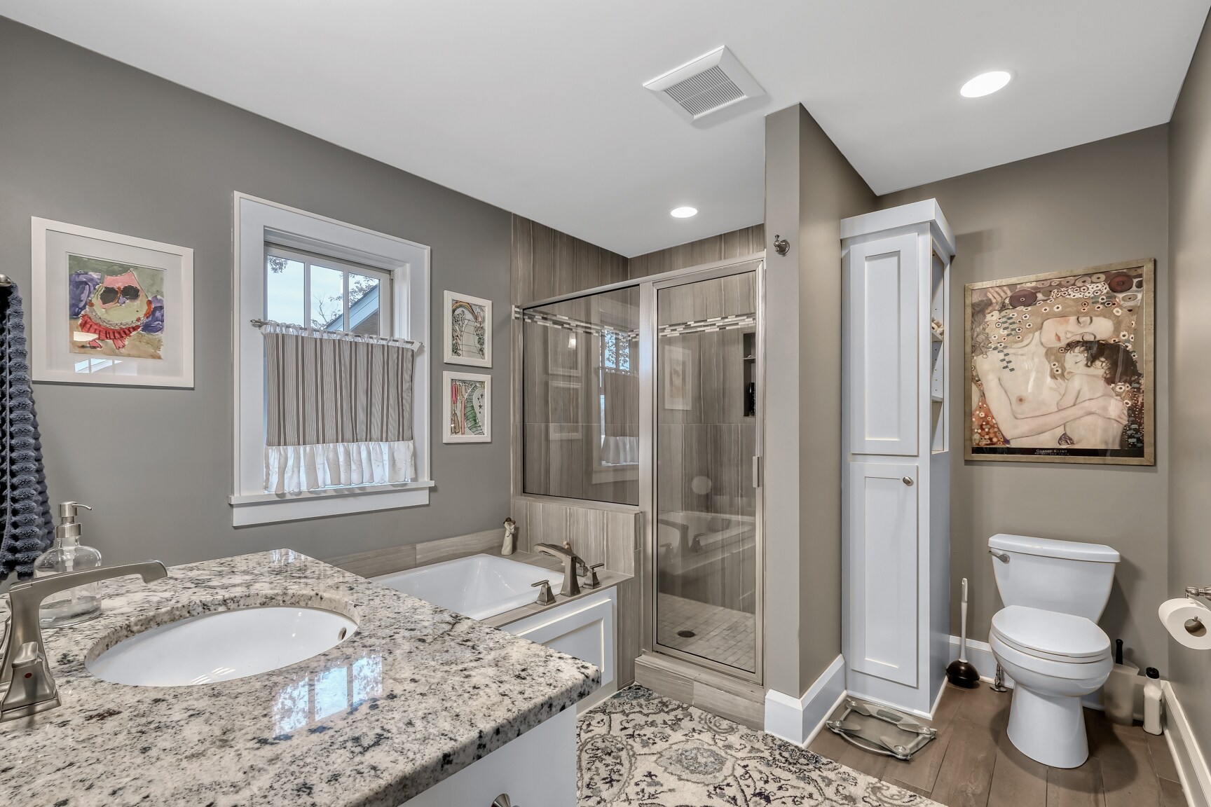 Building Photo - 5050 Manitou Rd