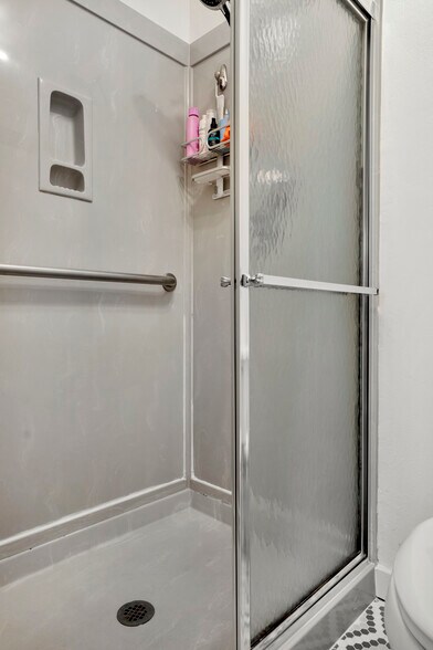 Building Photo - 1703 Willard St