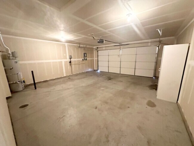 Building Photo - $500.00 MOVE IN CREDIT! Stunning Modern Home in Desirable Star, Idaho