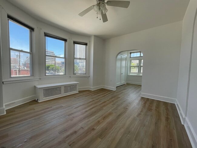 Building Photo - 4011 Atlantic Ave
