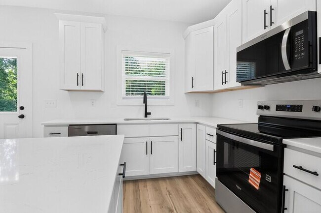 Building Photo - Brand New 3BD/2.5BA Single Family Home in Monroe, NC!