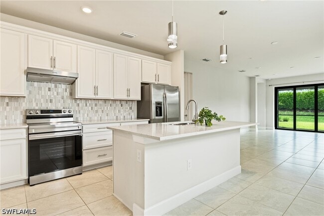 Building Photo - 2244 Yellowfin Cir