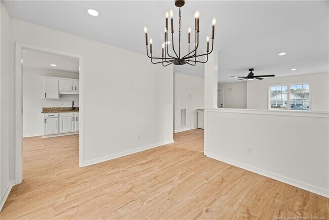 Building Photo - 38 Beadle Ct
