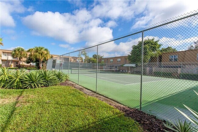 Building Photo - Fantastic 1 /1 x Rent @ Winter Park's Four...