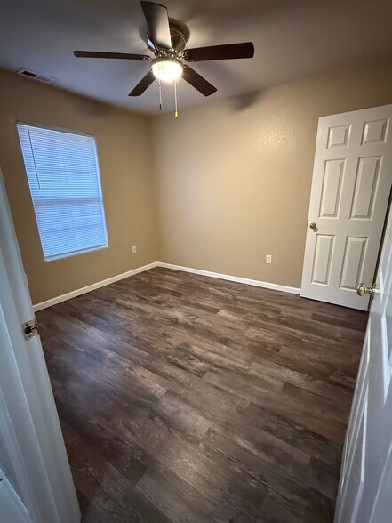 Building Photo - 59 Deer Valley Ct