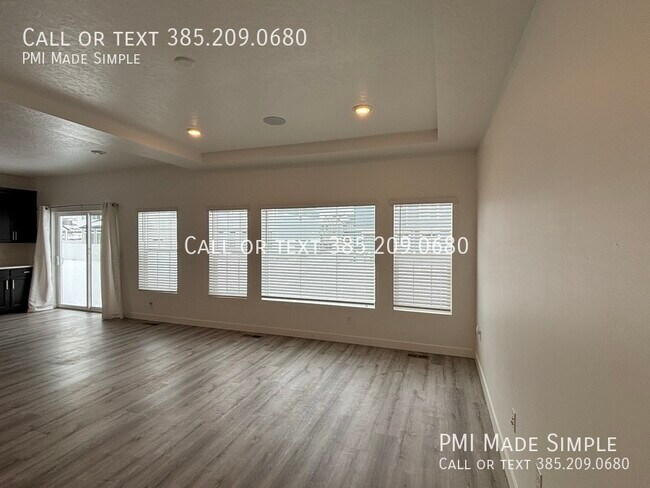 Building Photo - 4140 W Holbrook Way