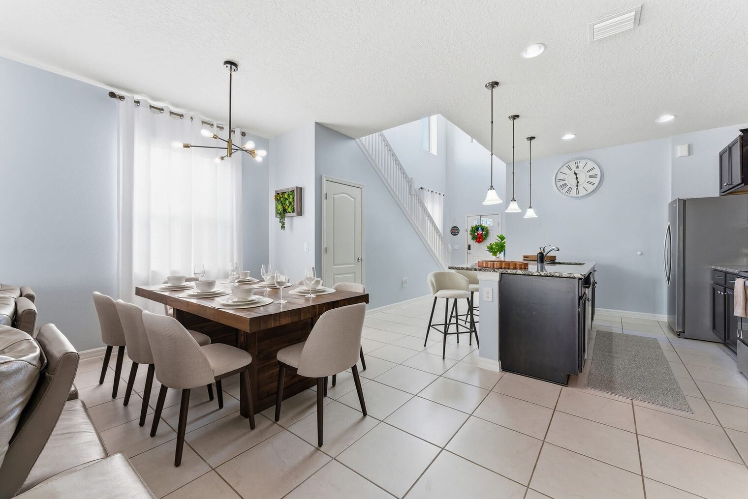 Building Photo - 8914 Zurich Ln