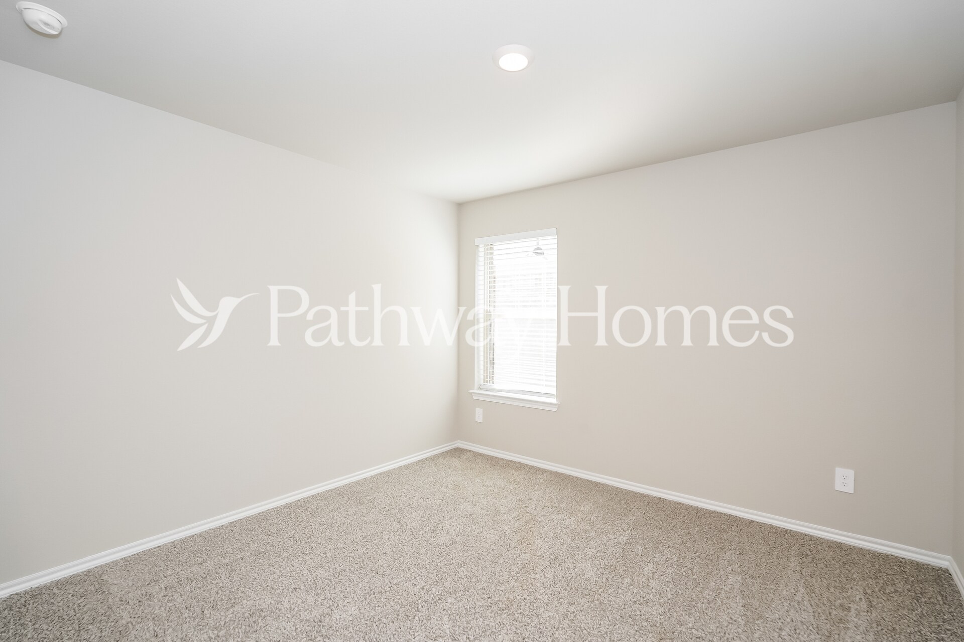 Building Photo - 8452 Coffee Spgs Dr