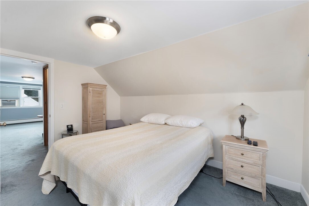 bedroom - 118 Airway Rd