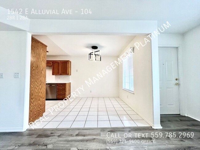 Building Photo - $1,895 Alluvial & Cedar Ave, 2 Bedroom 2 f...