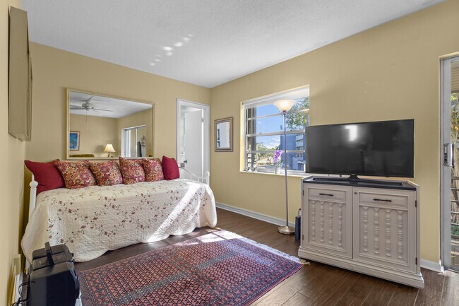 Building Photo - 5401 NW 2nd Ave