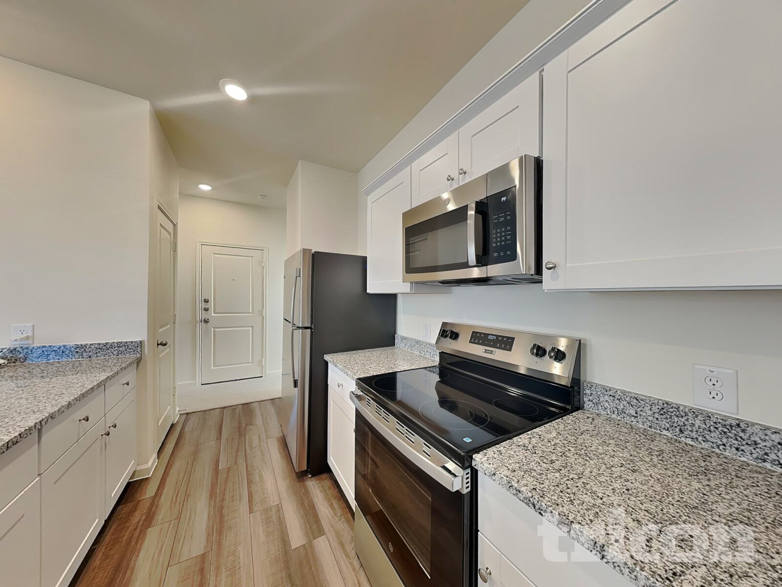 Building Photo - 12713 Big Rnch Rd