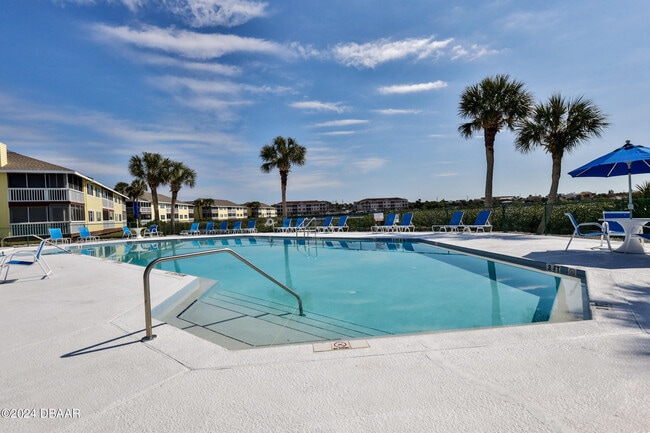 Building Photo - 906 Ocean Marina Dr