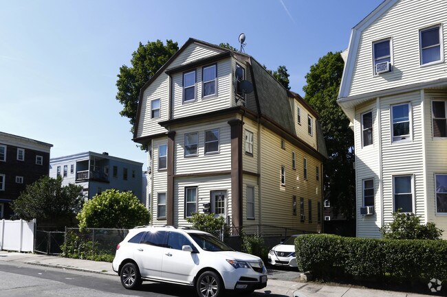 Building Photo - 67 Woolson St